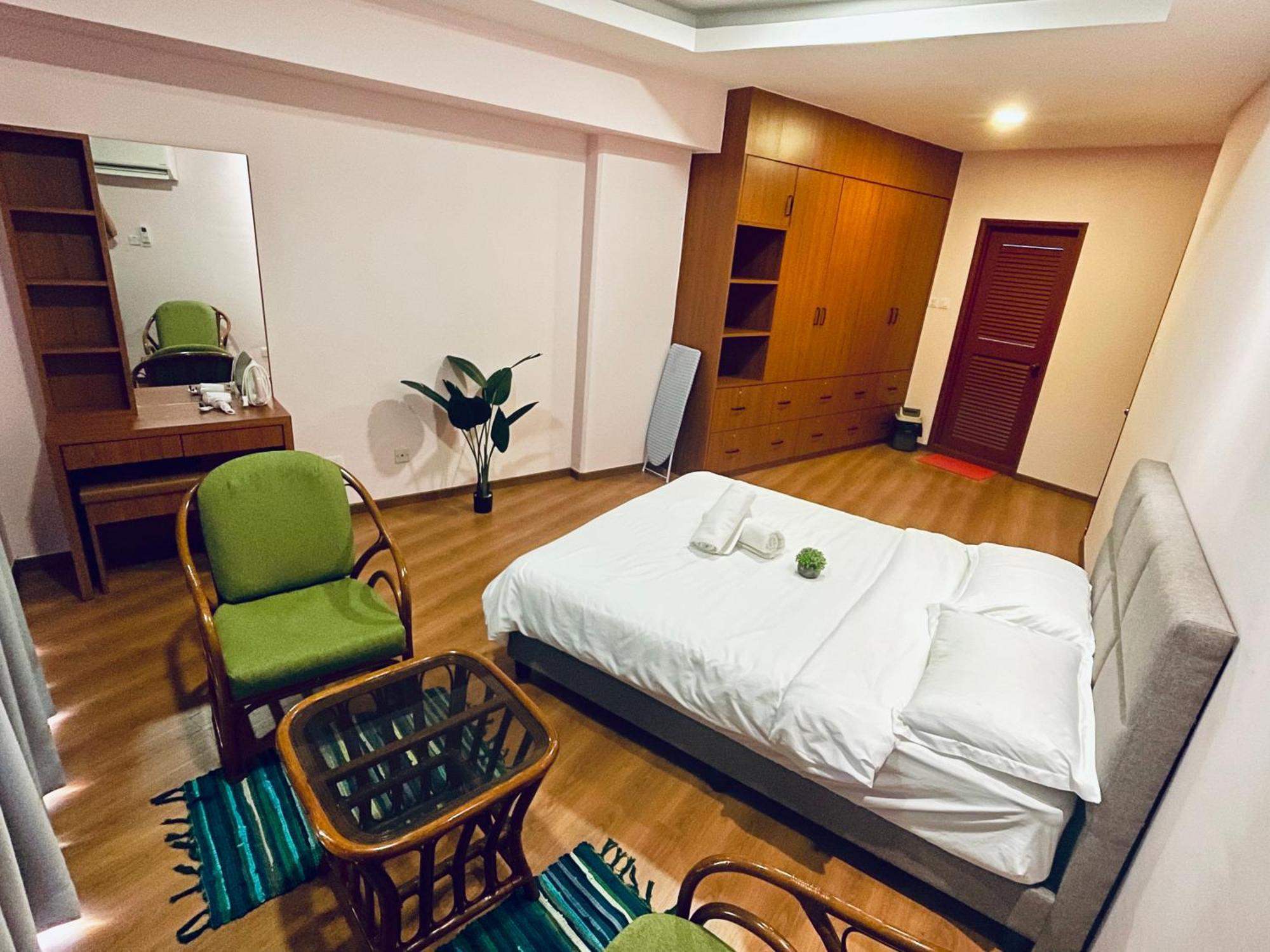 Kuching City Center Riverbank Suites With Marvelous River View Екстер'єр фото