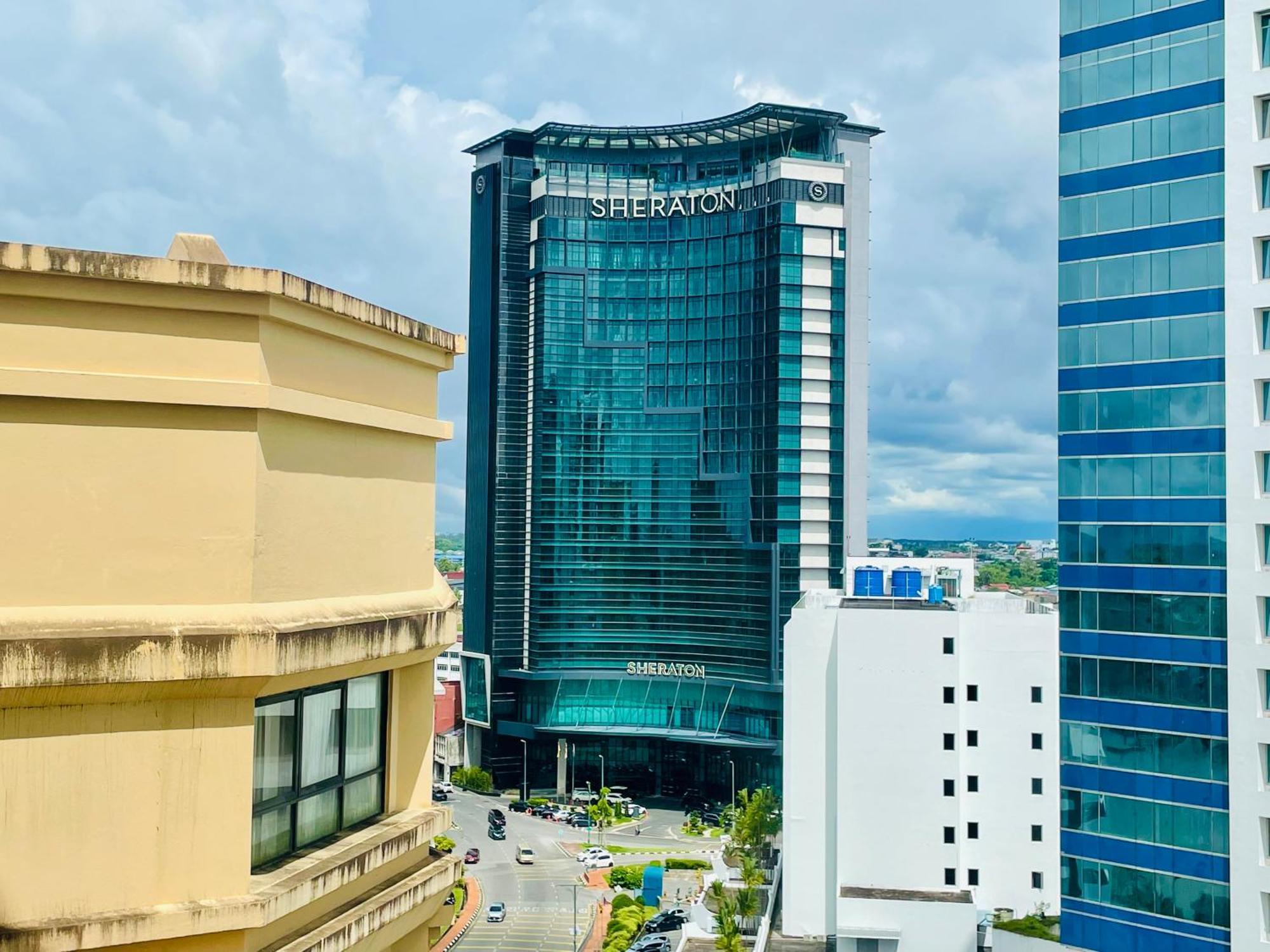 Kuching City Center Riverbank Suites With Marvelous River View Екстер'єр фото